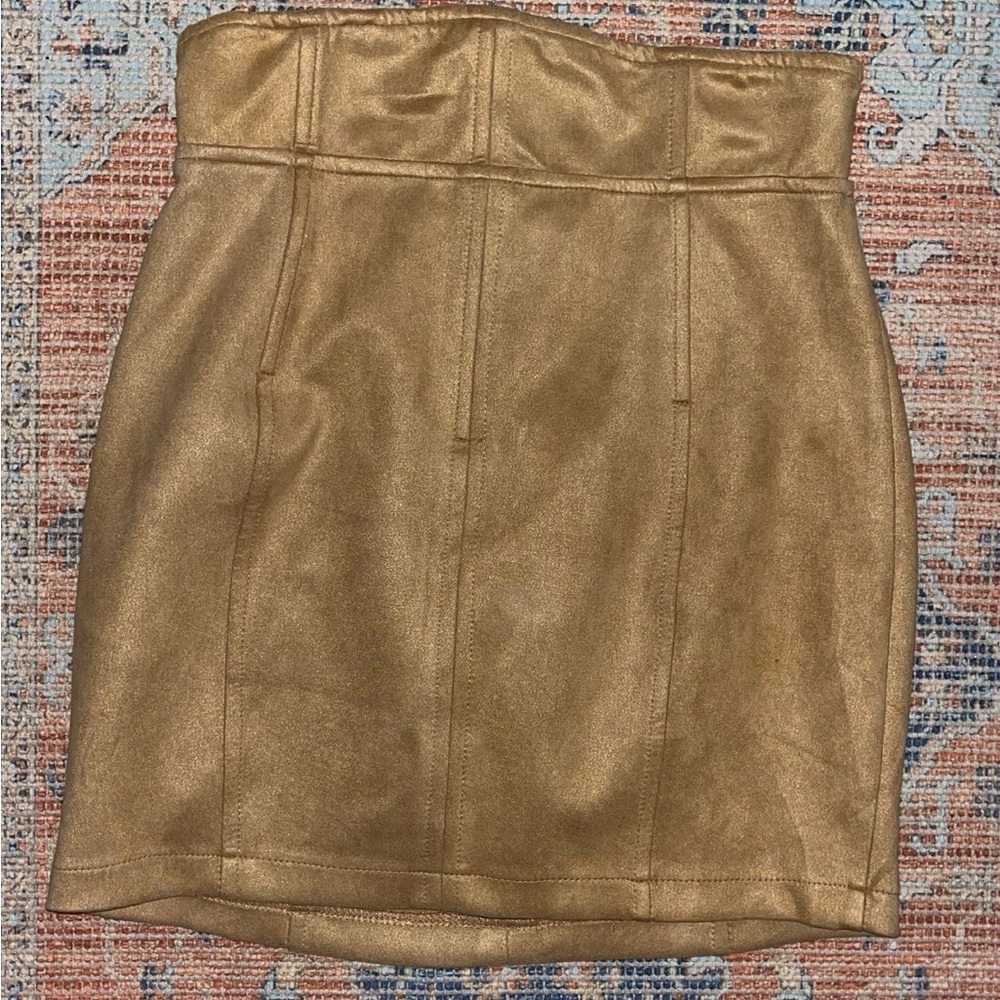 Brown skirt
